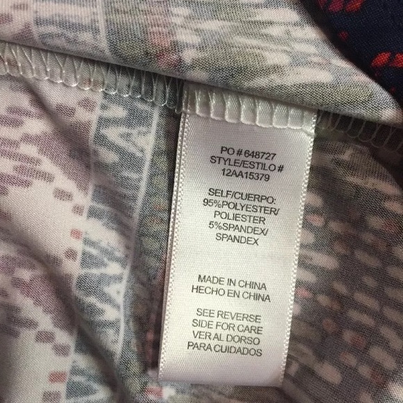 Women's halo printed wrap dress size large - Picture 3 of 4